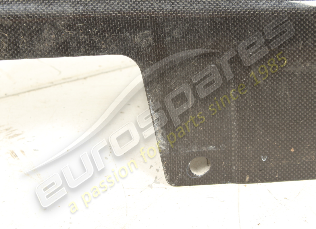 damaged ferrari complete lh outer sill cover. part number 89130200 (3)