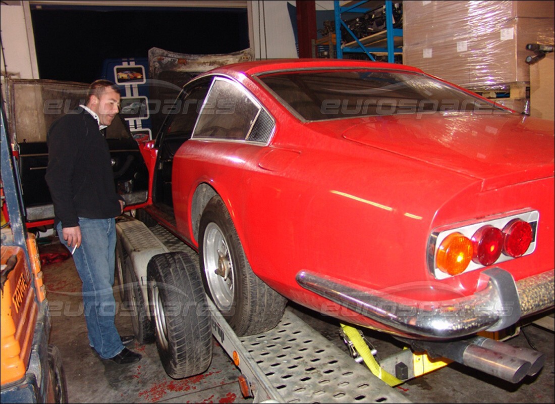Ferrari 365 GT 2+2 (Mechanical) with Unknown, being prepared for breaking #10