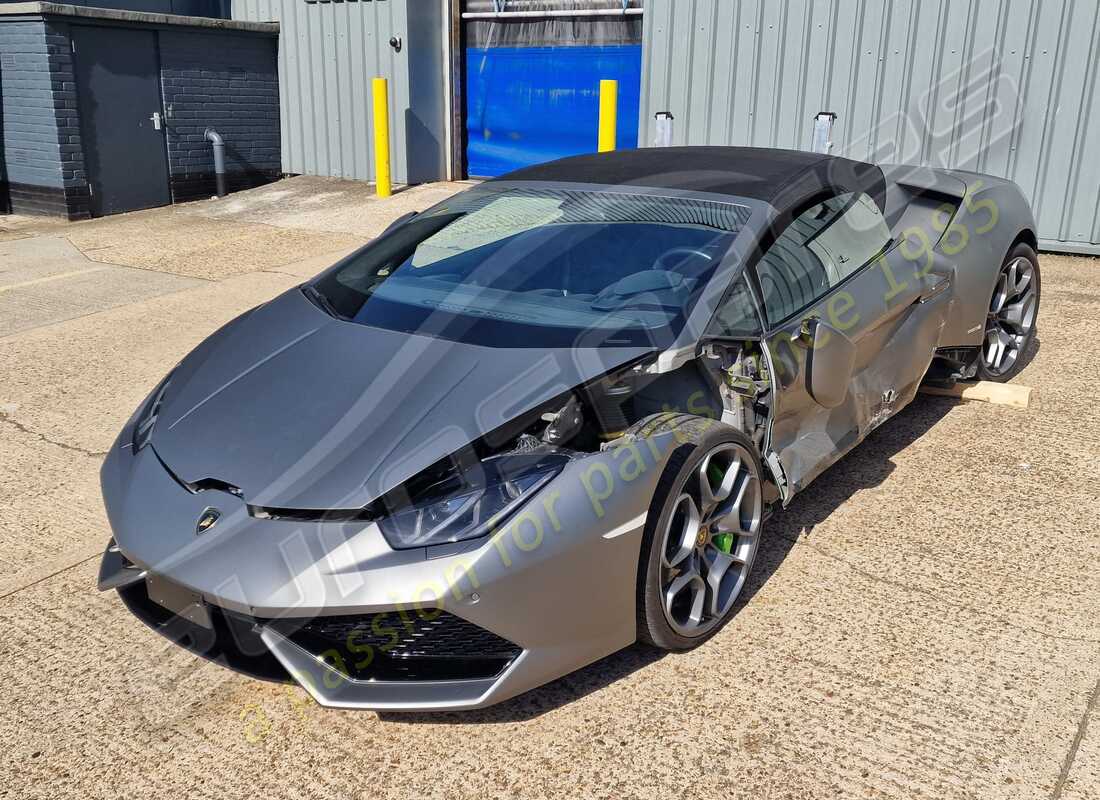Lamborghini LP610-4 SPYDER (2017) getting ready to be stripped for parts at Eurospares