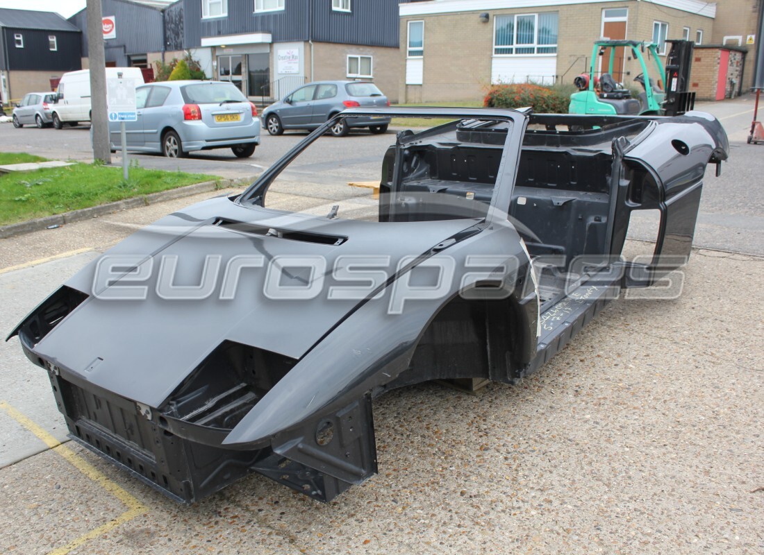 Ferrari 348 (2.7 Motronic) getting ready to be stripped for parts at Eurospares
