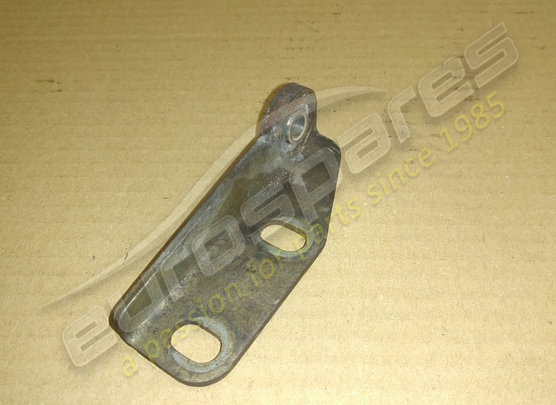 USED Ferrari LH BRACKET . PART NUMBER 157344 (1)