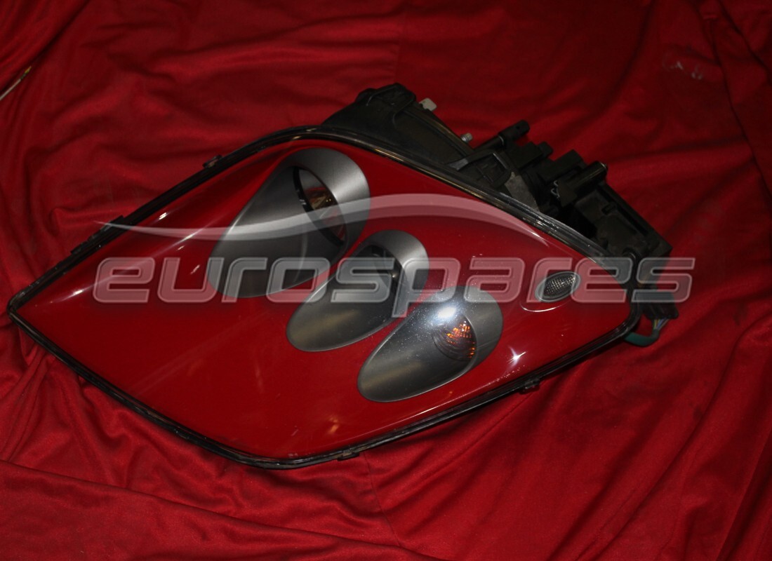 USED Ferrari LH HEADLIGHT ROSSO CORSA LHD . PART NUMBER 69181769 (1)