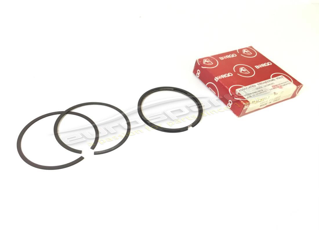 new ferrari 77mmstd piston ring set. part number 95140105rr (1)