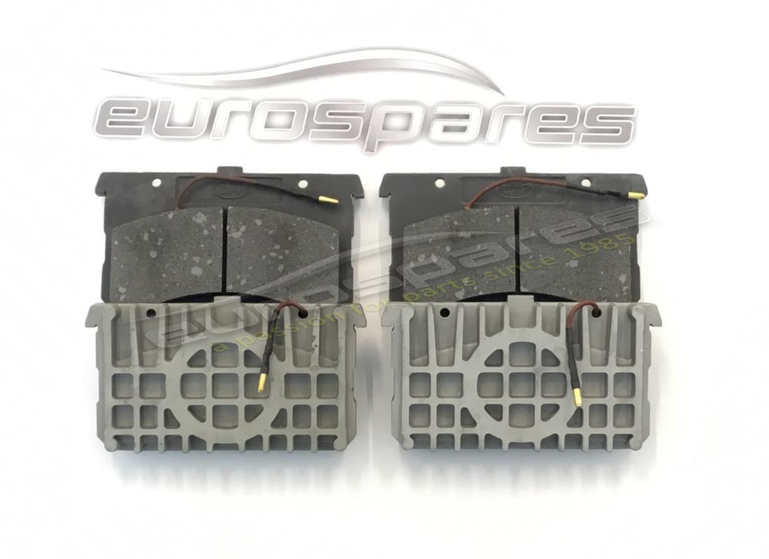 new maserati rear brake pads set. part number 5401458 (1)