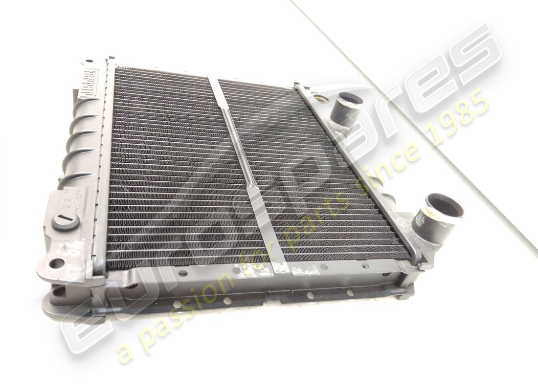 new ferrari rh water radiator. part number 137619 (5)