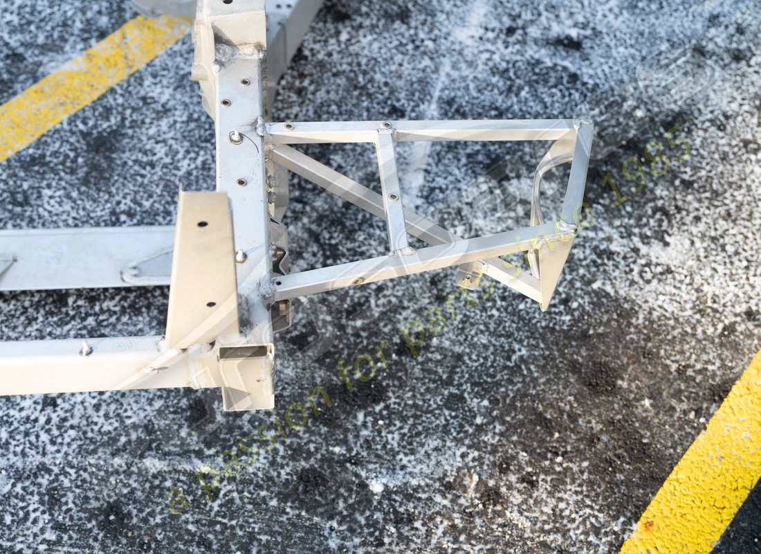 new ferrari rear frame complete. part number 65993500 (3)