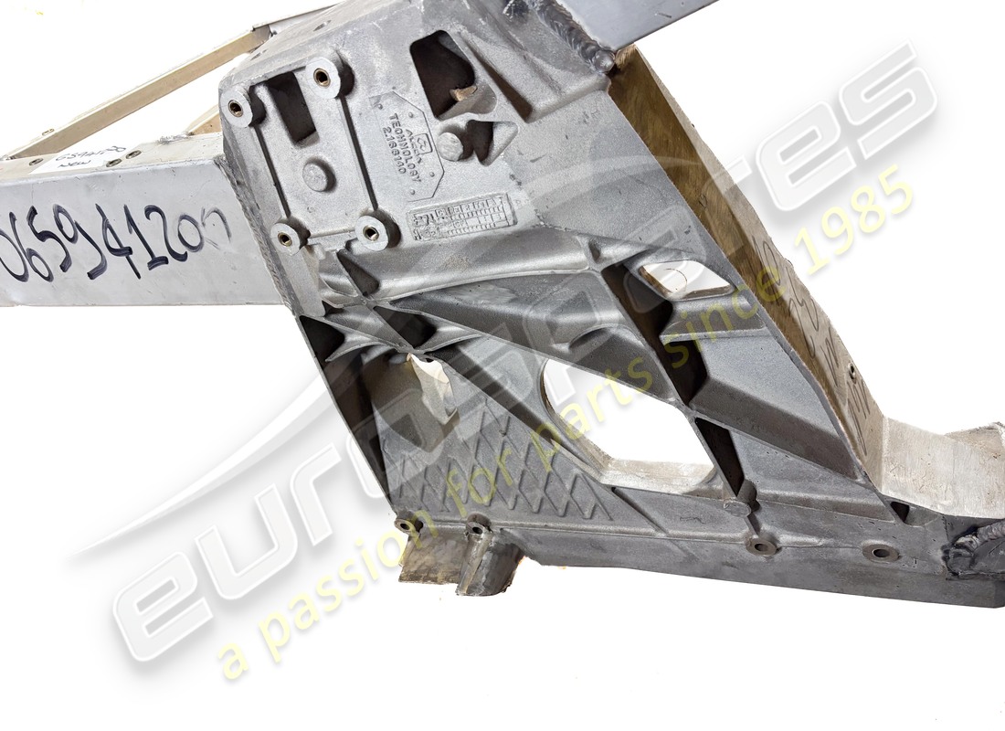 NEW FERRARI LH REAR LATERAL SIDE. PART NUMBER 65941200 (4) new ferrari lh rear lateral side. part number 65941200 (4)