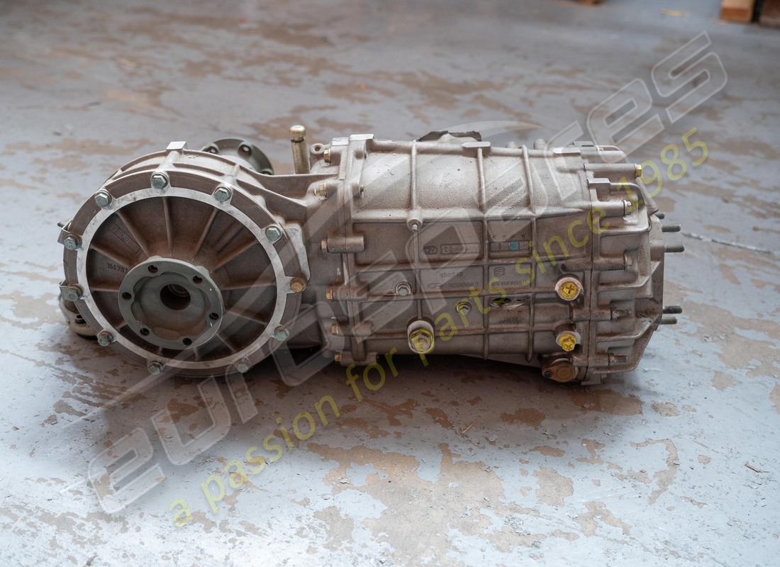 NEW (OTHER) Maserati COMPLETE GEARBOX . PART NUMBER 184451 (1)
