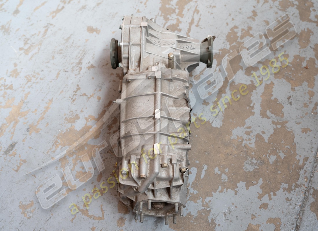 NEW (OTHER) MASERATI COMPLETE GEARBOX. PART NUMBER 184451 (6) new (other) maserati complete gearbox. part number 184451 (6)