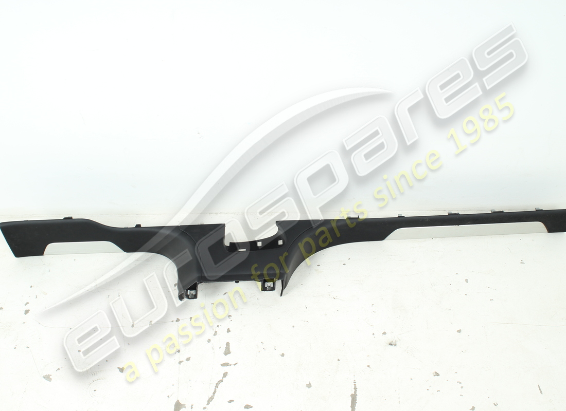 used lamborghini scuff plate. part number 4ml853370bqg8 (3)