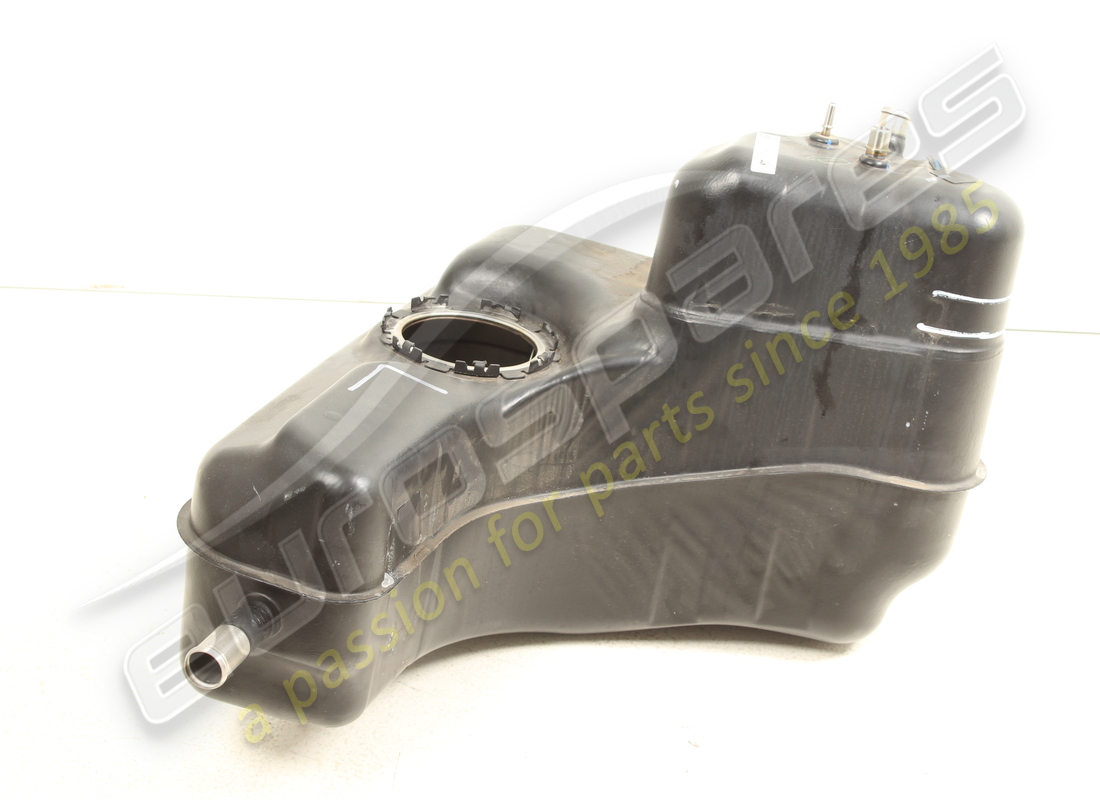 used lamborghini fuel tank with attachments. part number 4t8201022g (2)