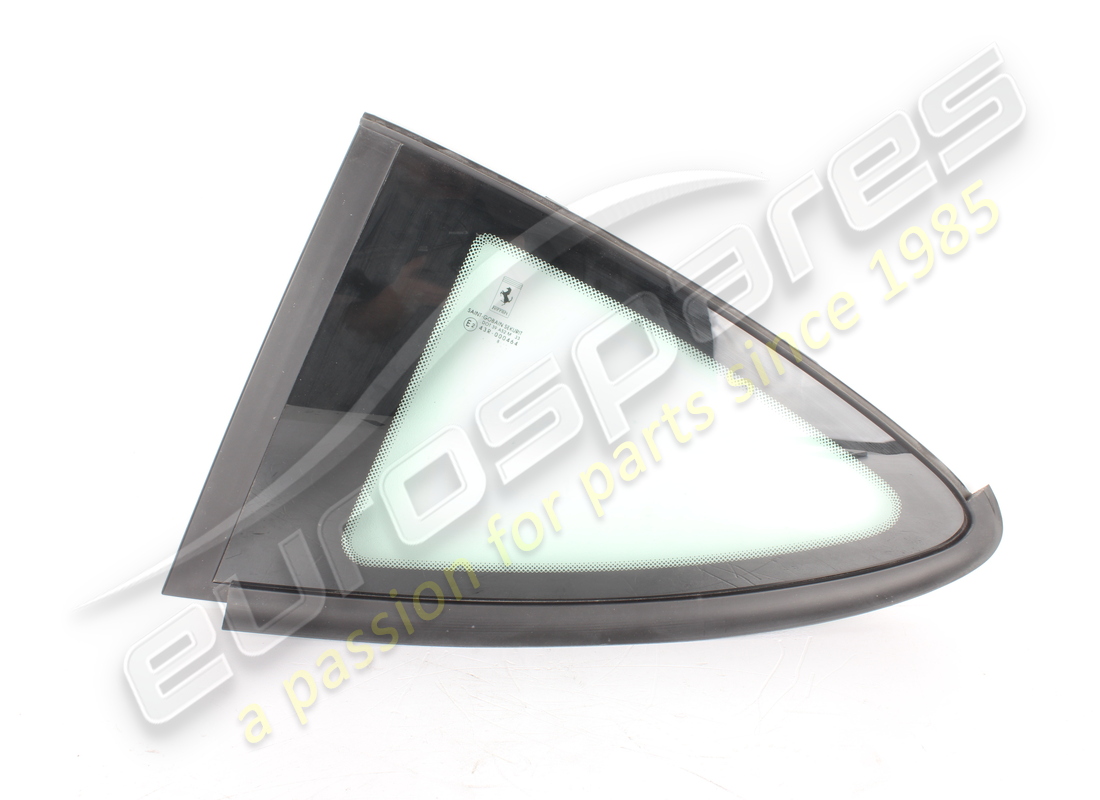 new ferrari lh rear side glass. part number 64019000 (1)