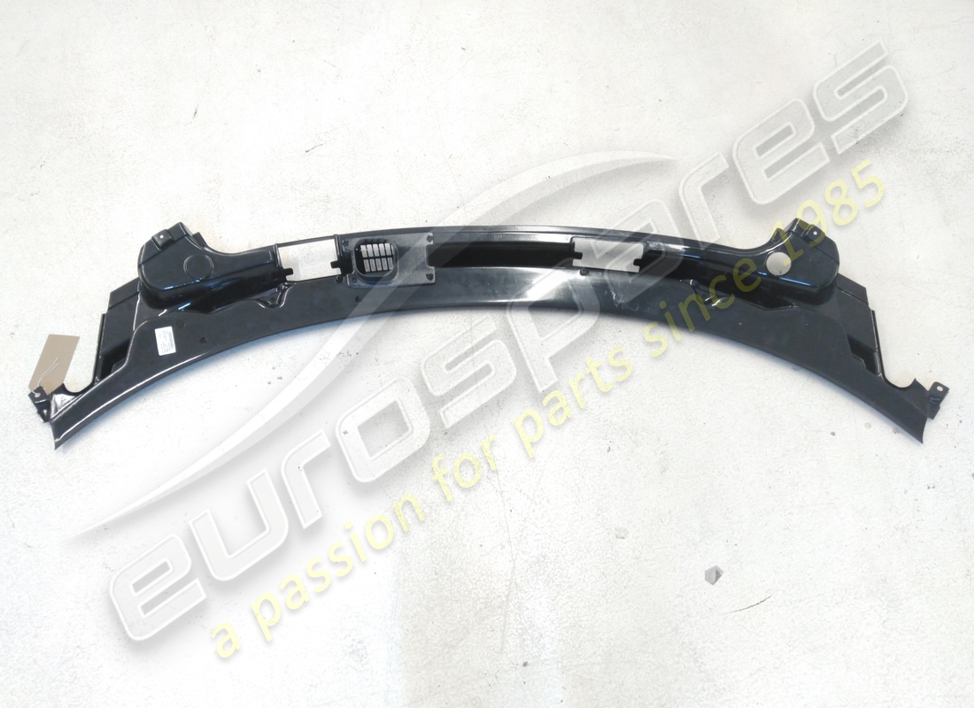 new lamborghini windscreen frame. part number 402819413 (2)