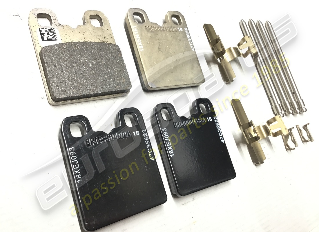 new ferrari set of epb pads. part number 70004343 (3)