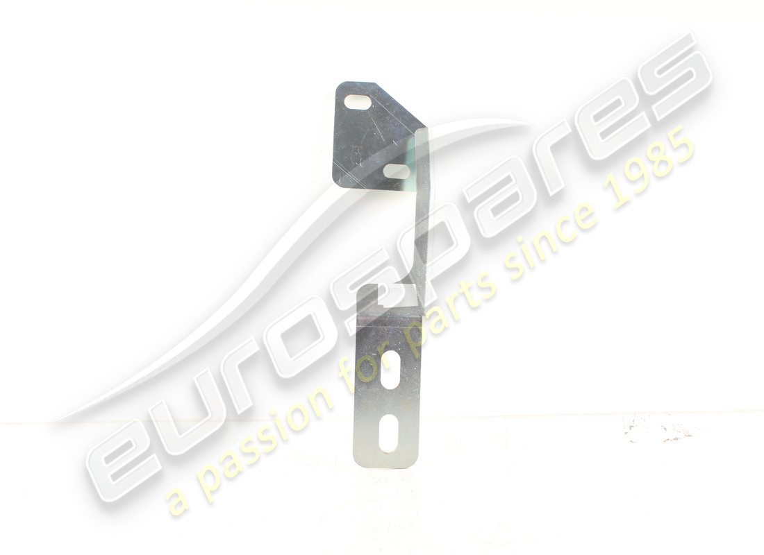 new maserati lh bracket for complete rear bump. part number 386300503 (1)
