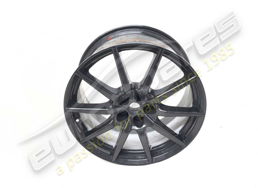 USED Ferrari FRONT WHEEL CARBON . PART NUMBER 848628 (1)