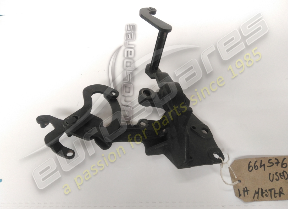 used ferrari lh master support. part number 66457600 (2)