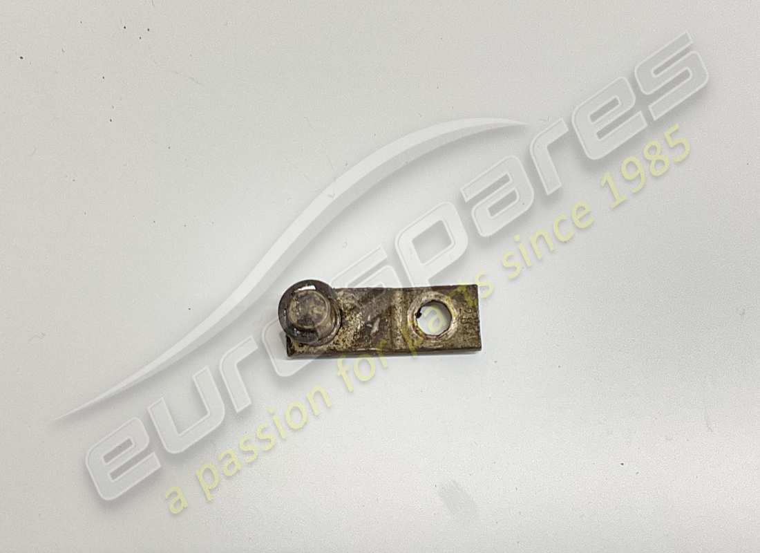 used ferrari pivot. part number 40213902 (1)