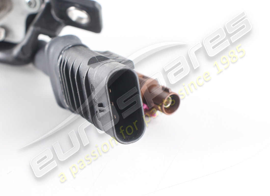 new ferrari parking camera. part number 331563 (4)