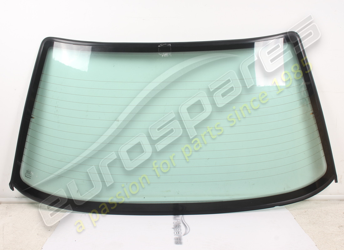 new maserati rear window glass. part number 377780077 (1)