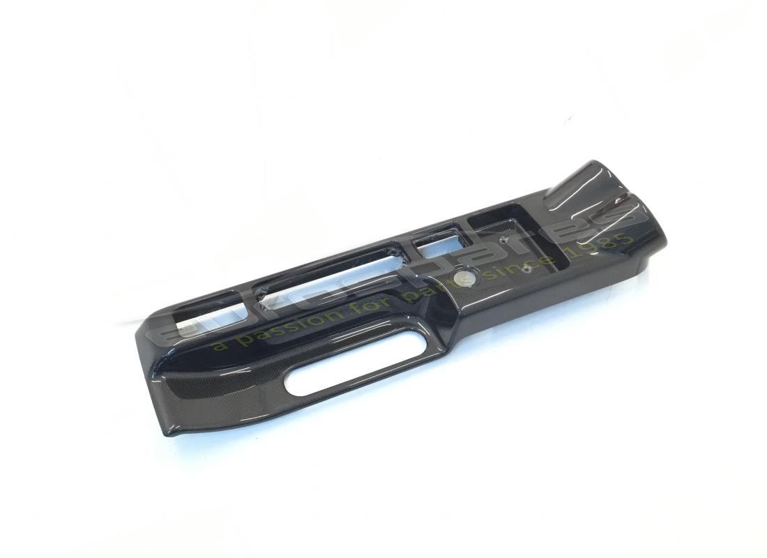 new maserati complete upper console. part number 68326200 (1)