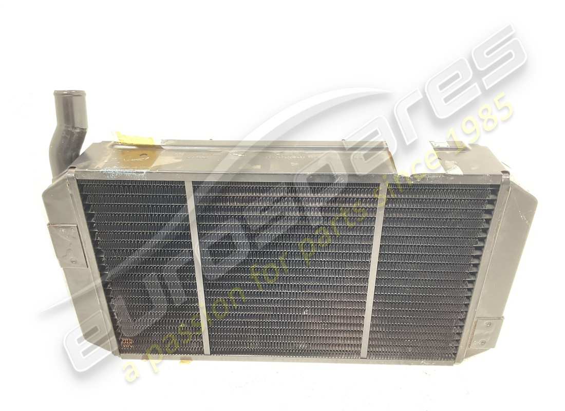 new ferrari rh radiator. part number 122967 (2)