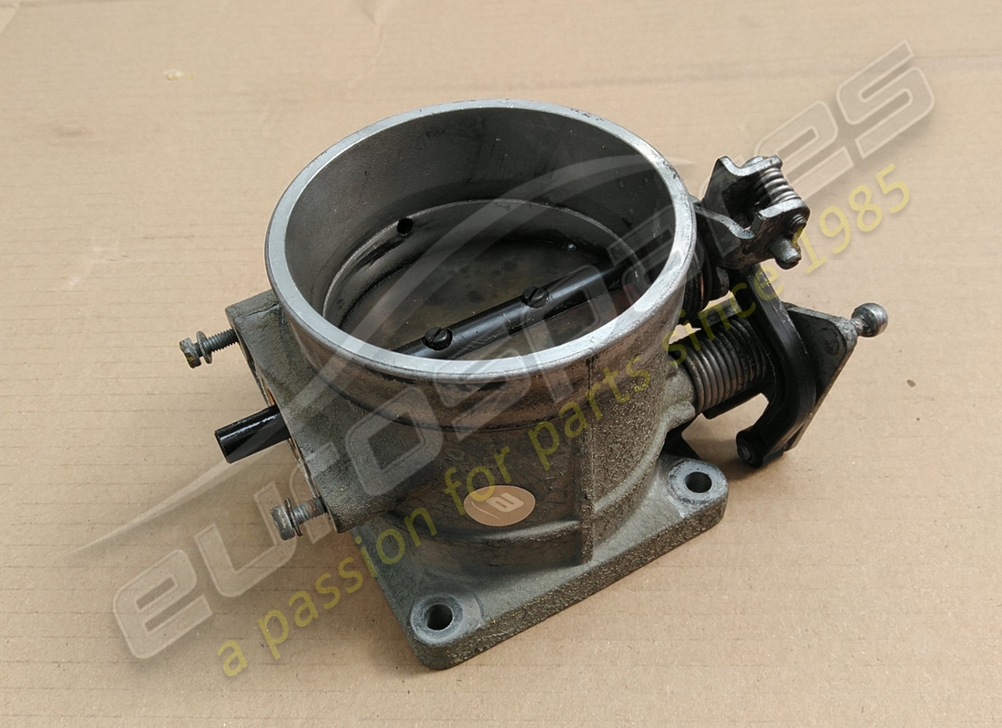 USED Ferrari RH THROTTLE BODY . PART NUMBER 148832 (1)