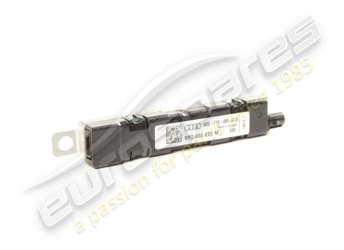 used lamborghini antenna amplifier. part number 8r0035225m (2)