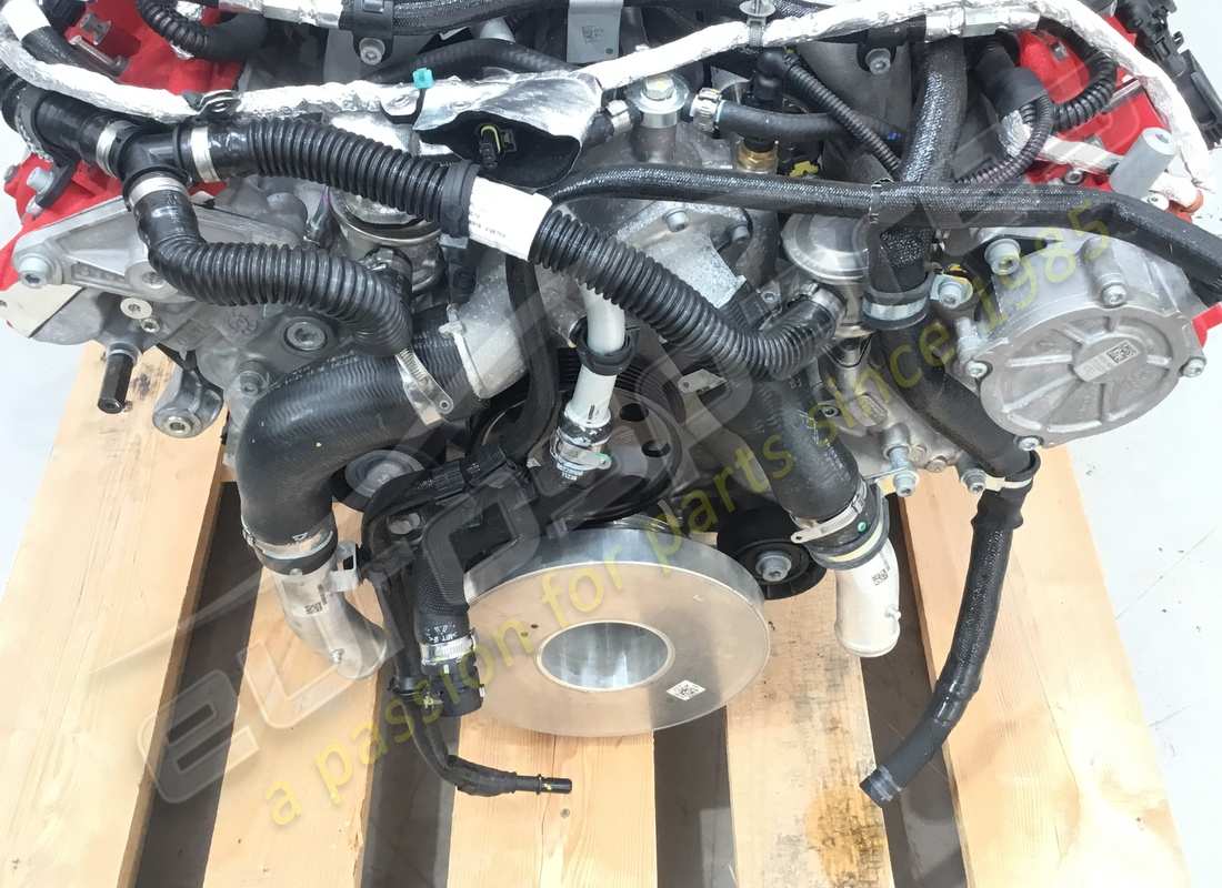 used ferrari f8 engine. part number 985000334 (6)