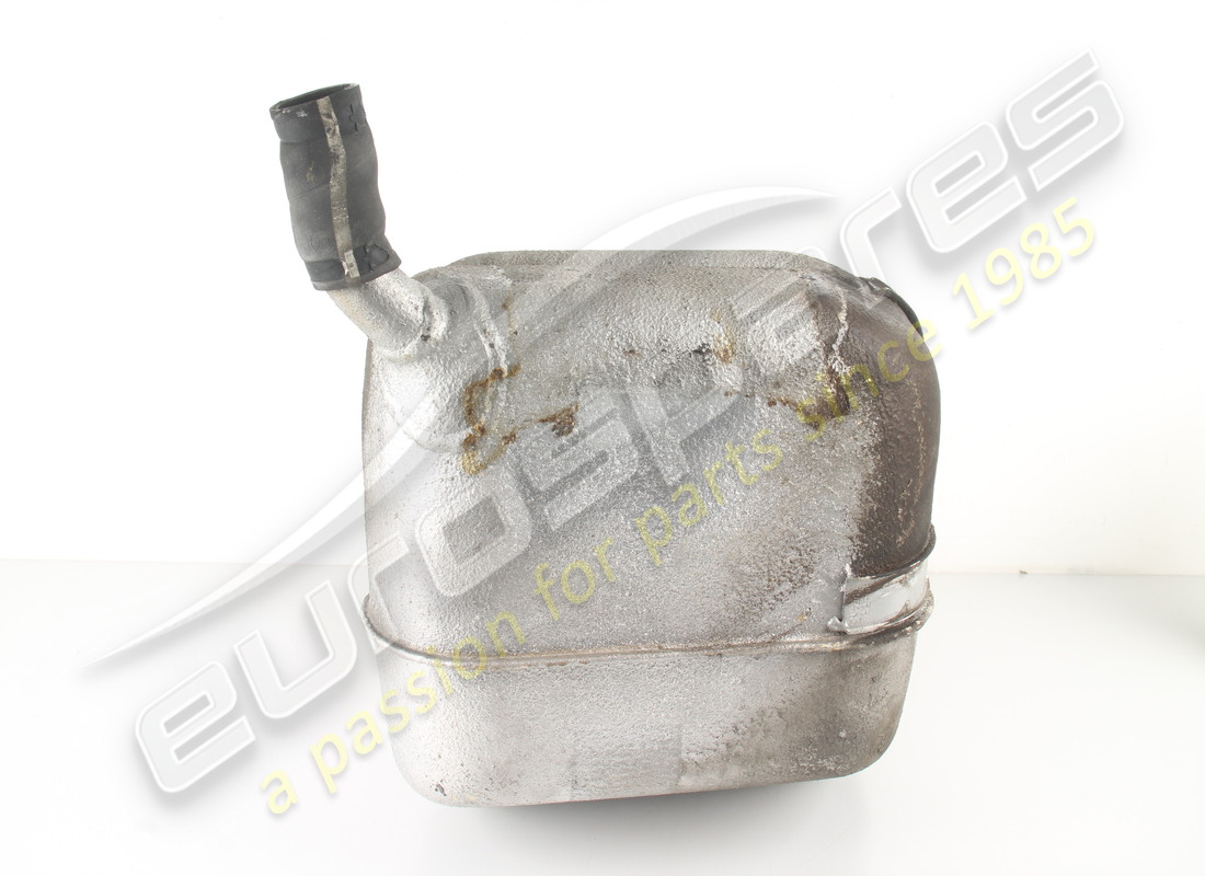 used ferrari rh fuel tank. part number 114605 (7)