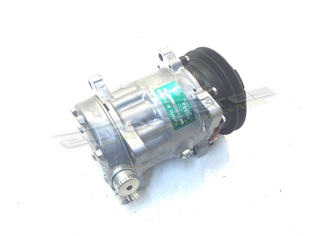 NEW Ferrari A/C COMPRESSOR . PART NUMBER 147895 (1)