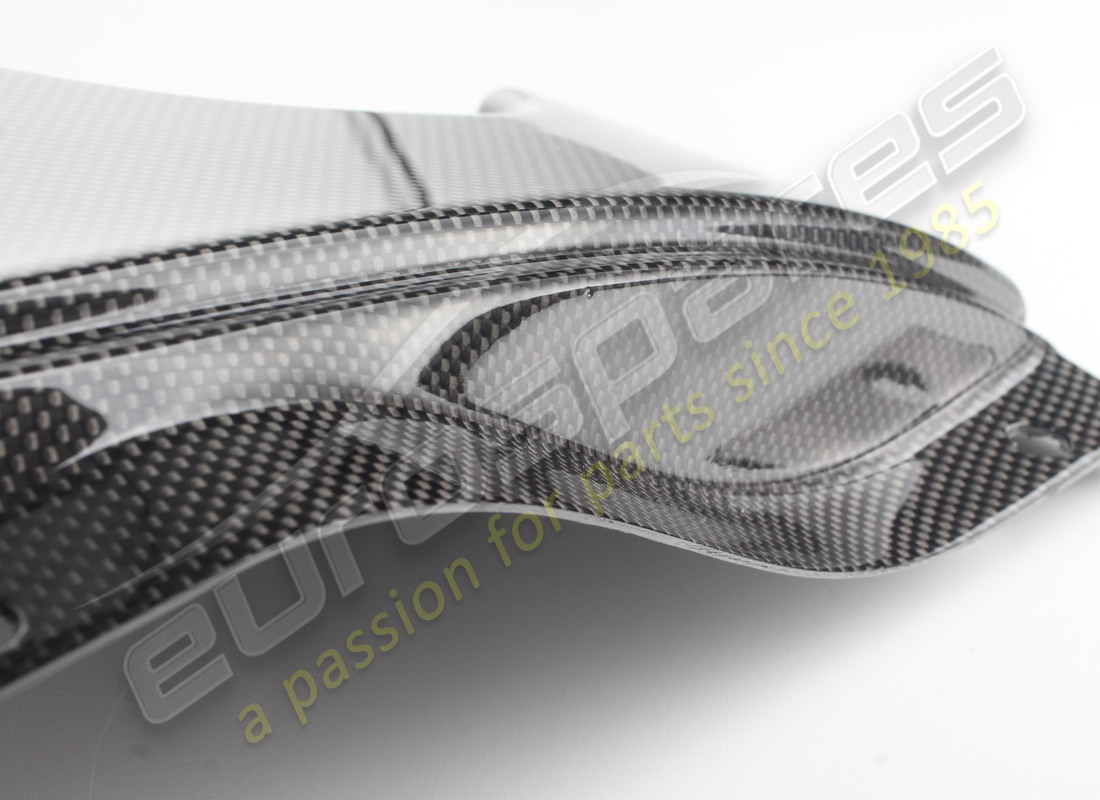 new ferrari rear moulding. part number 80869800 (6)