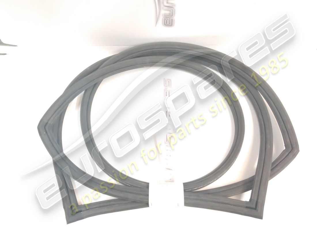 new eurospares windscreen seal. part number 14300100 (1)