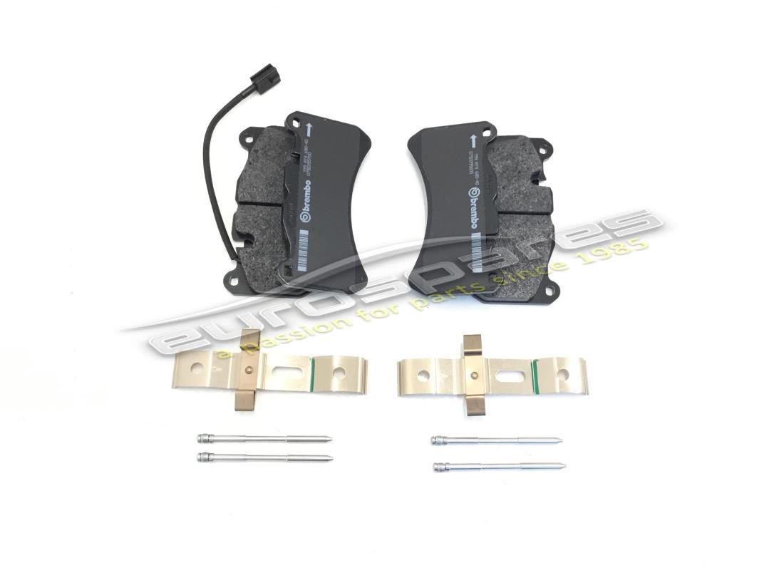 new maserati front brake pads kit. part number 673012041 (1)
