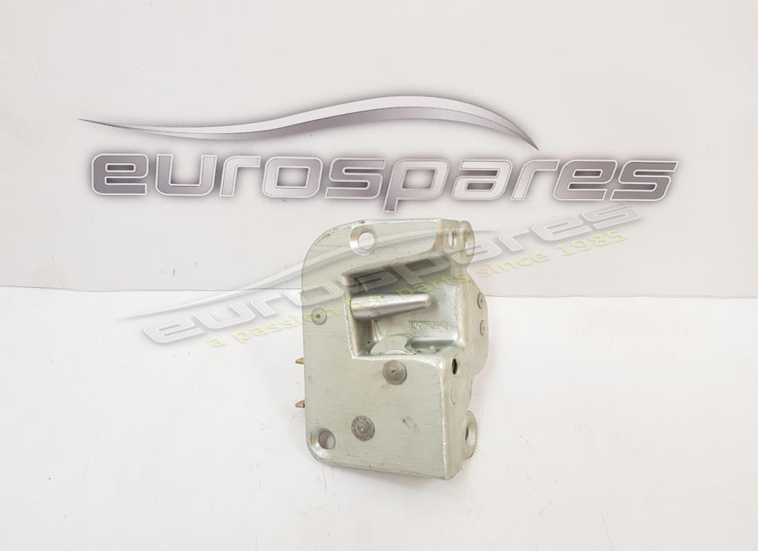 used lamborghini right door lock. part number 410837016 (1)