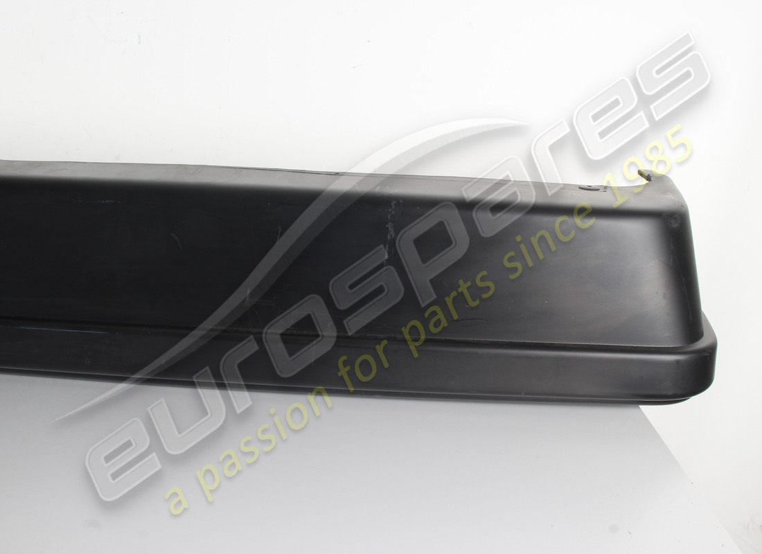 new (other) ferrari rear bumper. part number 60573600 (7)
