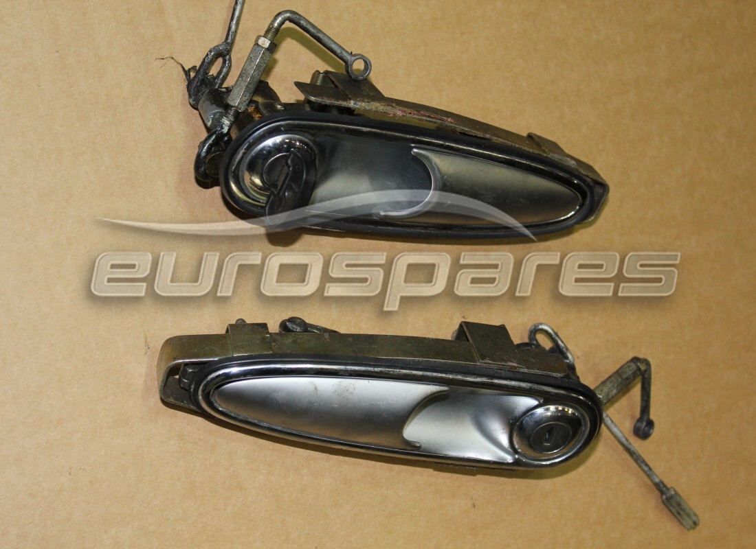 used ferrari pair of outer handles with keys. part number 60998700 (1)