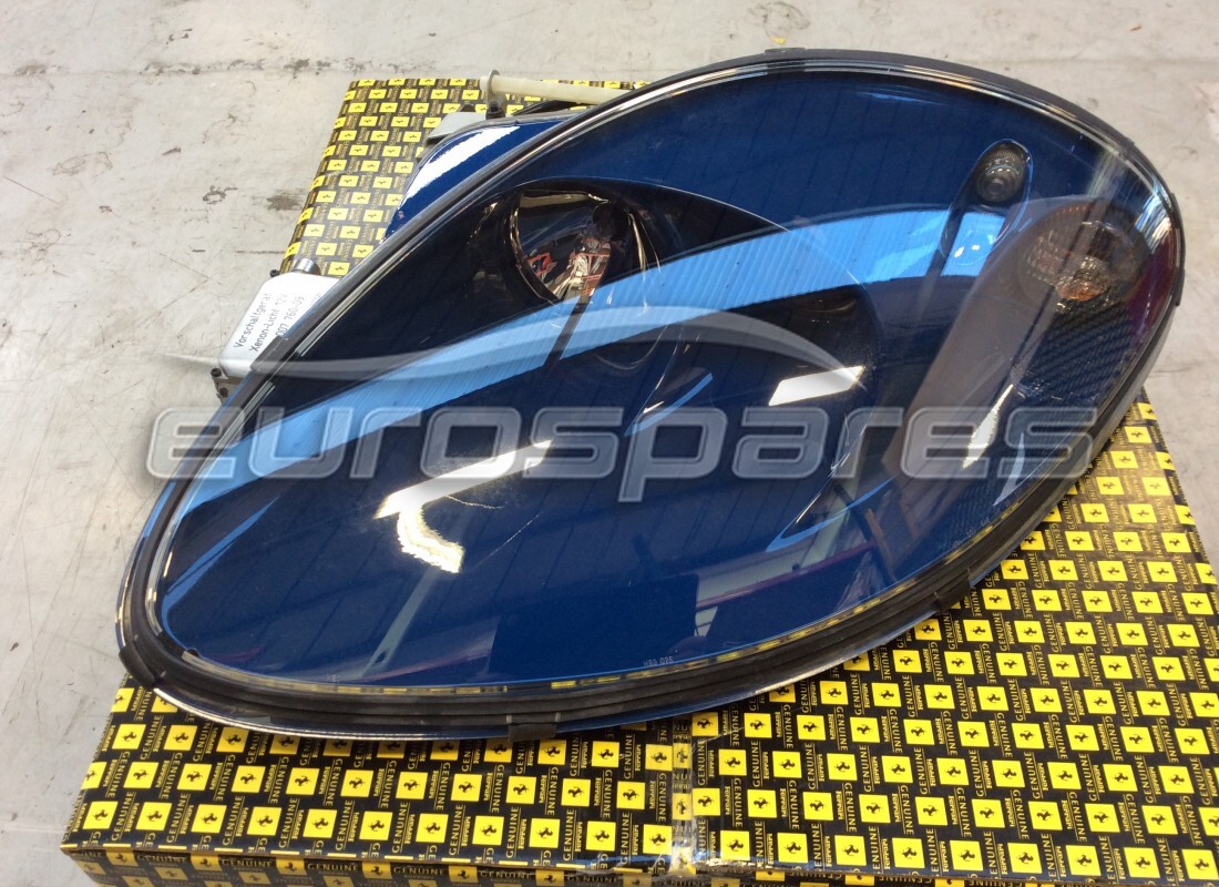 new ferrari lh headlight ''laguna blue''. part number 65995398 (1)