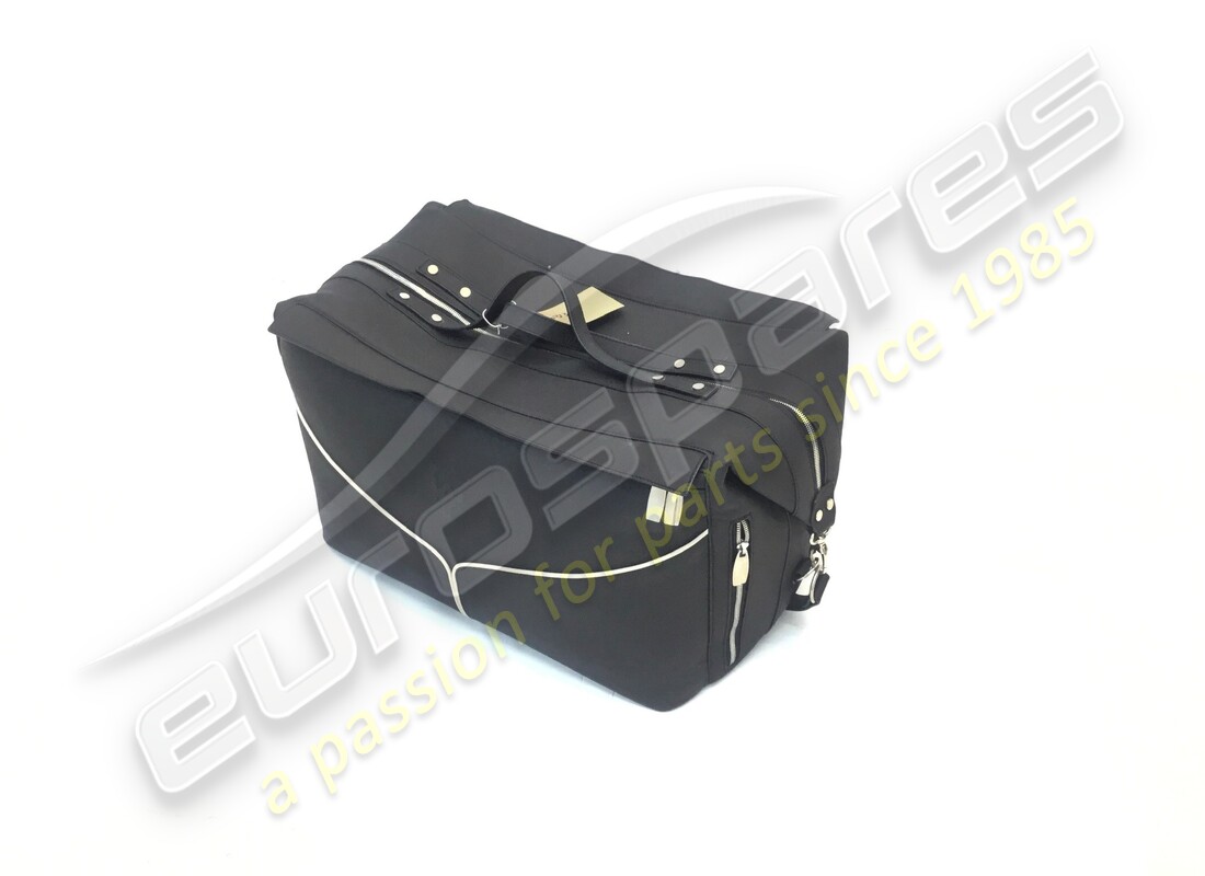new maserati luggage bag, black leather. part number 940000313 (4)