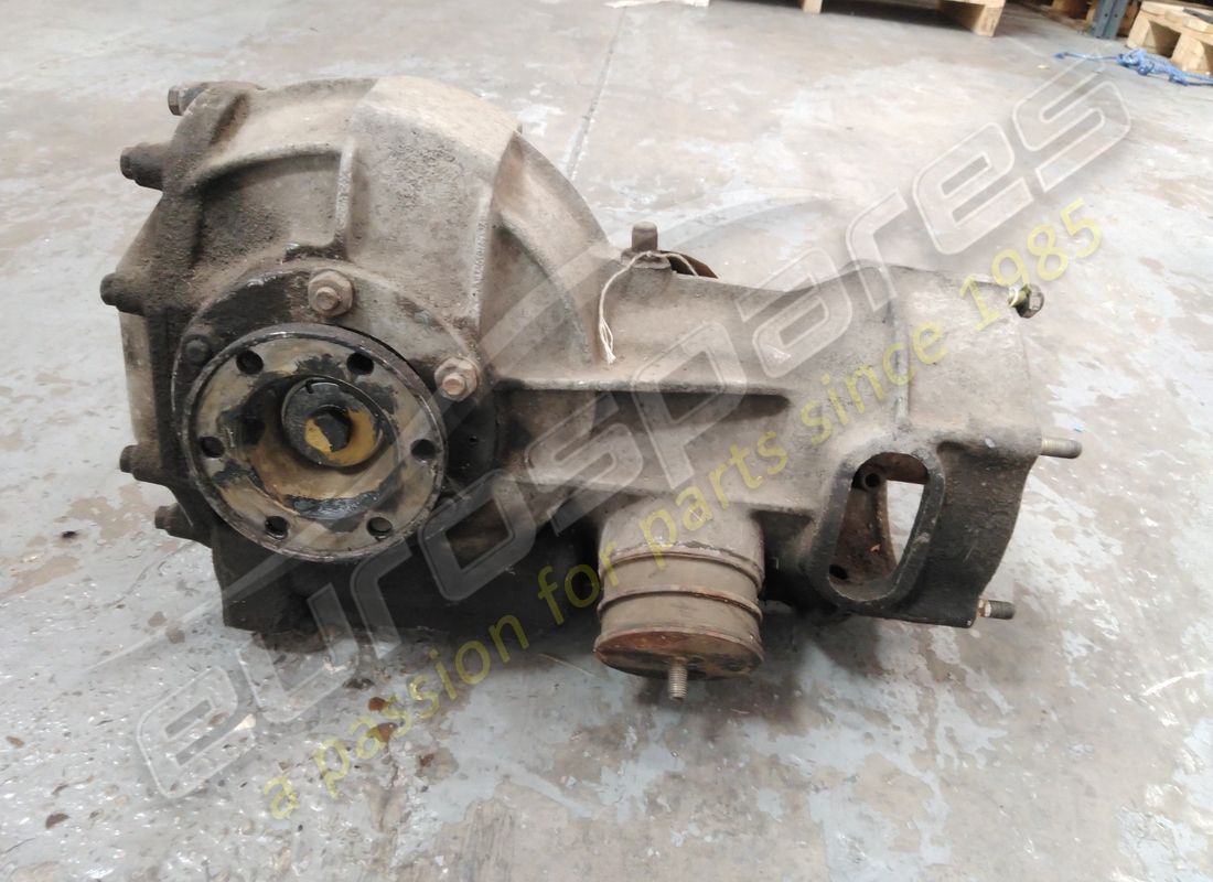 used ferrari differential complete r12/41. part number 120201 (3)