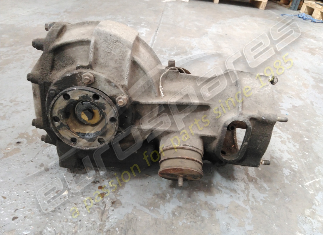 used ferrari differential complete r12/41. part number 120201 (3)