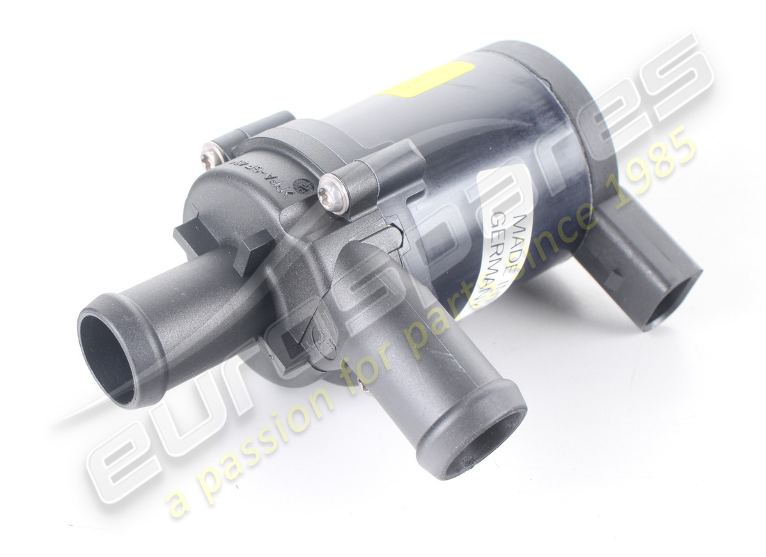 NEW PORSCHE WATER PUMP. PART NUMBER 95510656110 (2) new porsche water pump. part number 95510656110 (2)