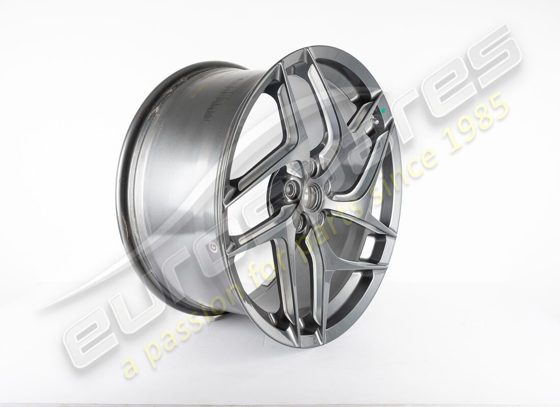 new ferrari rh front wheel. part number 334488 (2)