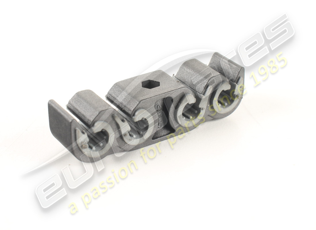 new lamborghini bracket. part number 8z0611797c (1)