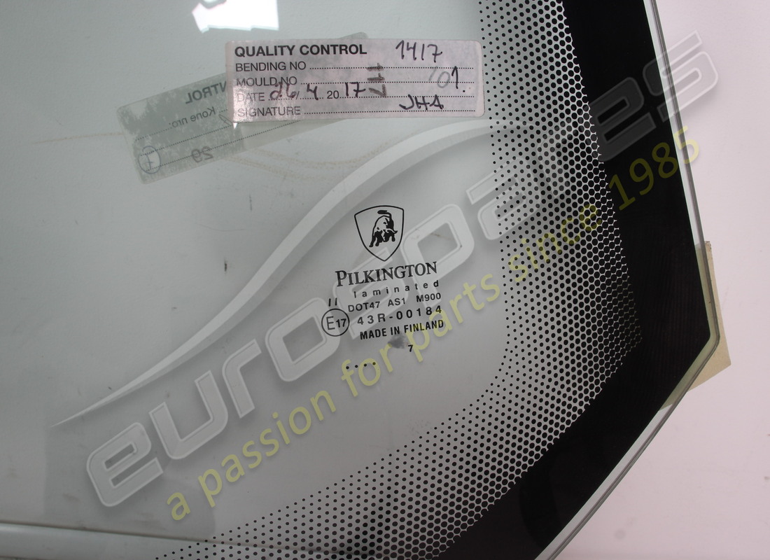 new lamborghini windscreen. part number 009915106 (2)