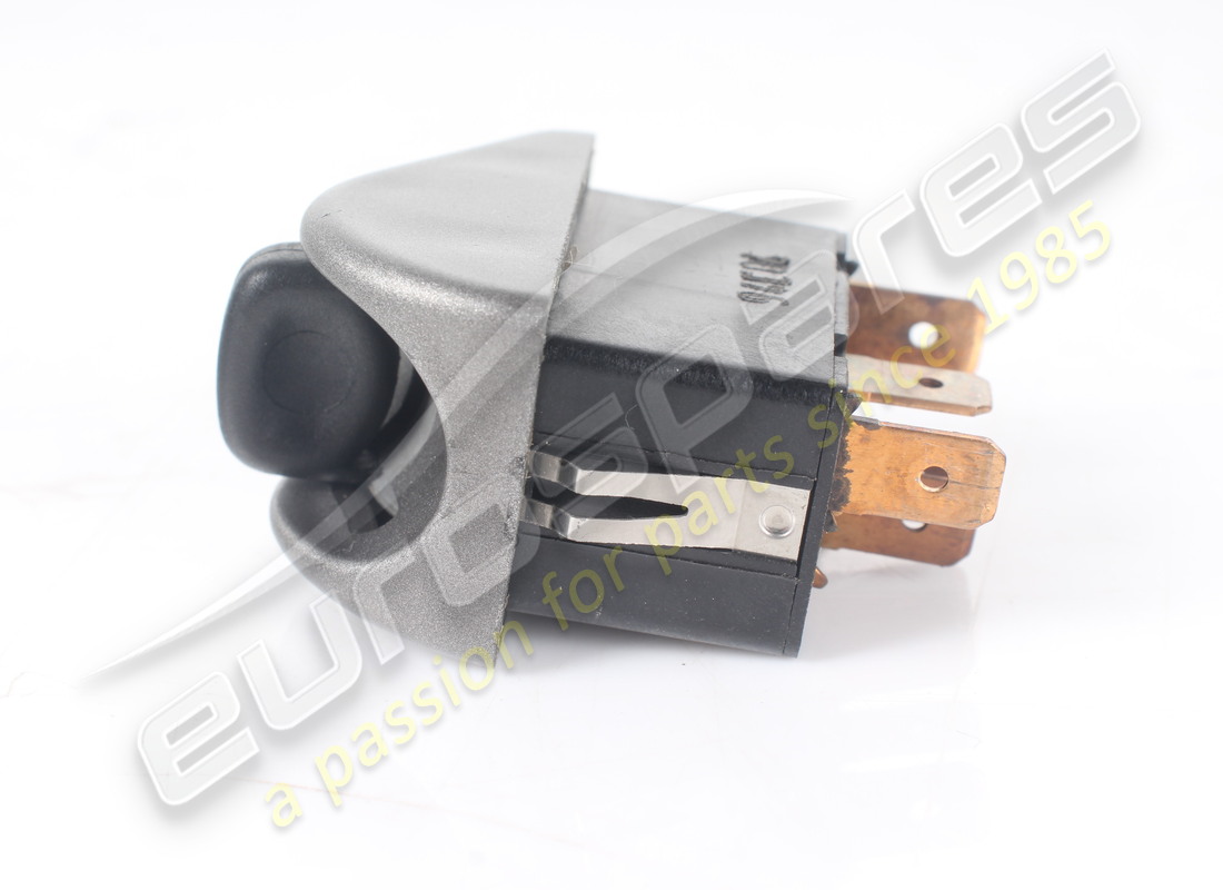 used ferrari switch. part number 165247 (5)