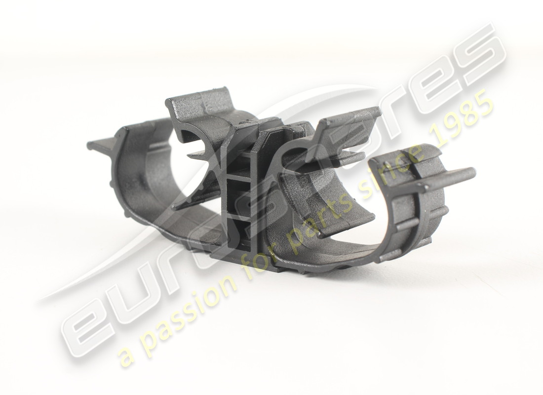 new maserati clip. part number 195052 (1)