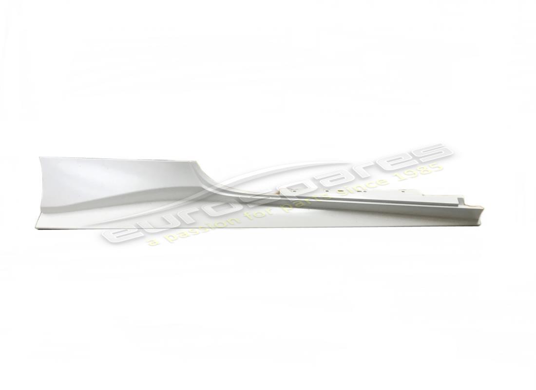 new ferrari complete rh underdoor trim. part number 88540610 (1)