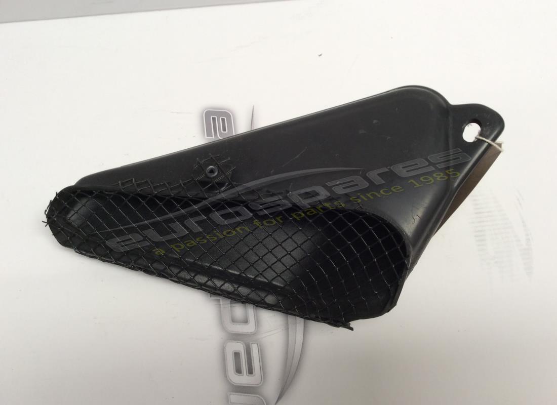 new ferrari condotto aria sx complete di. part number 82901600 (1)
