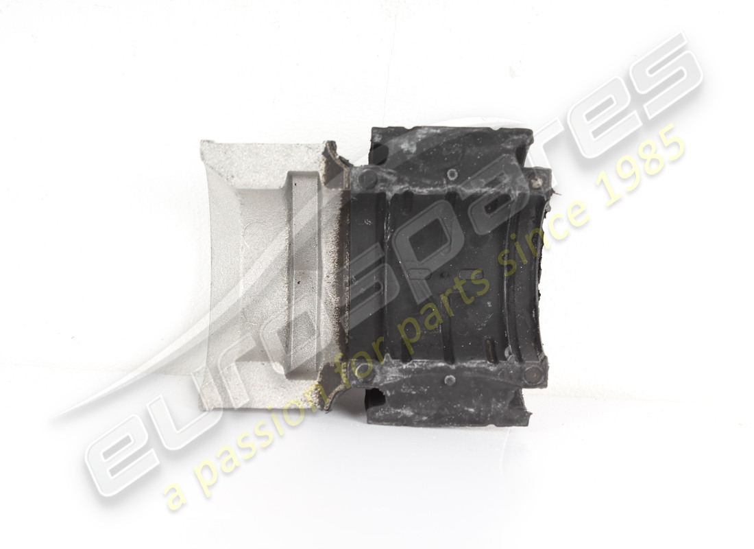 new porsche mount for stabilizer. part number 95534379300 (2)